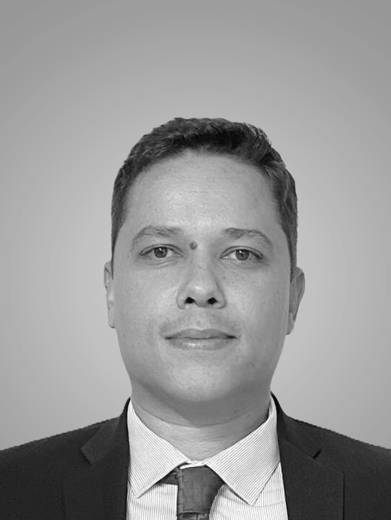 Douglas Resende - Renault Advogados